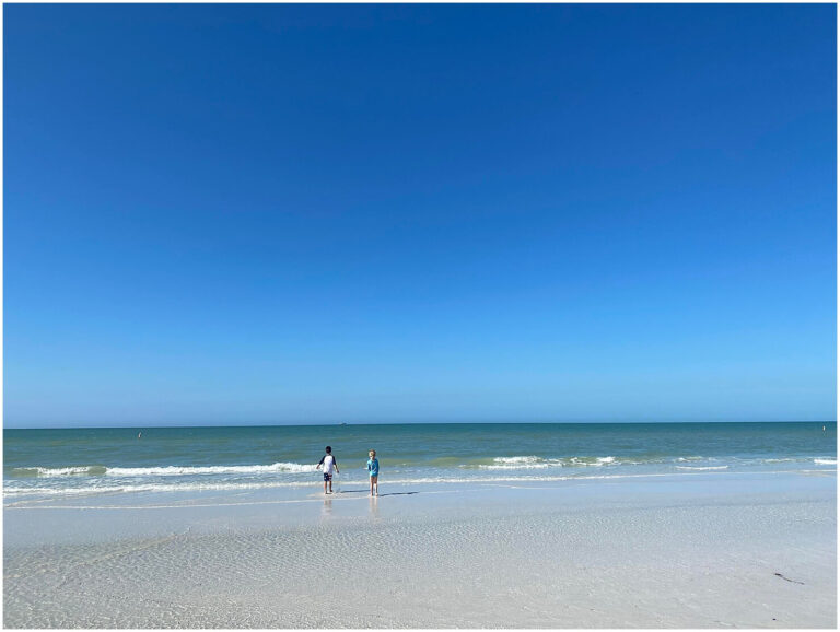Destin vs Clearwater: Choosing Your Beach Haven